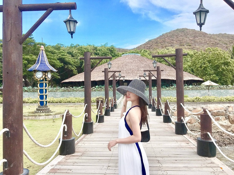 Xe Limousine Cần Thơ Nha Trang 