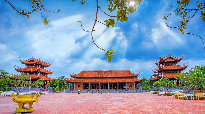 ngôi chùa vãn cảnh đẹp ở Cần Thơ
